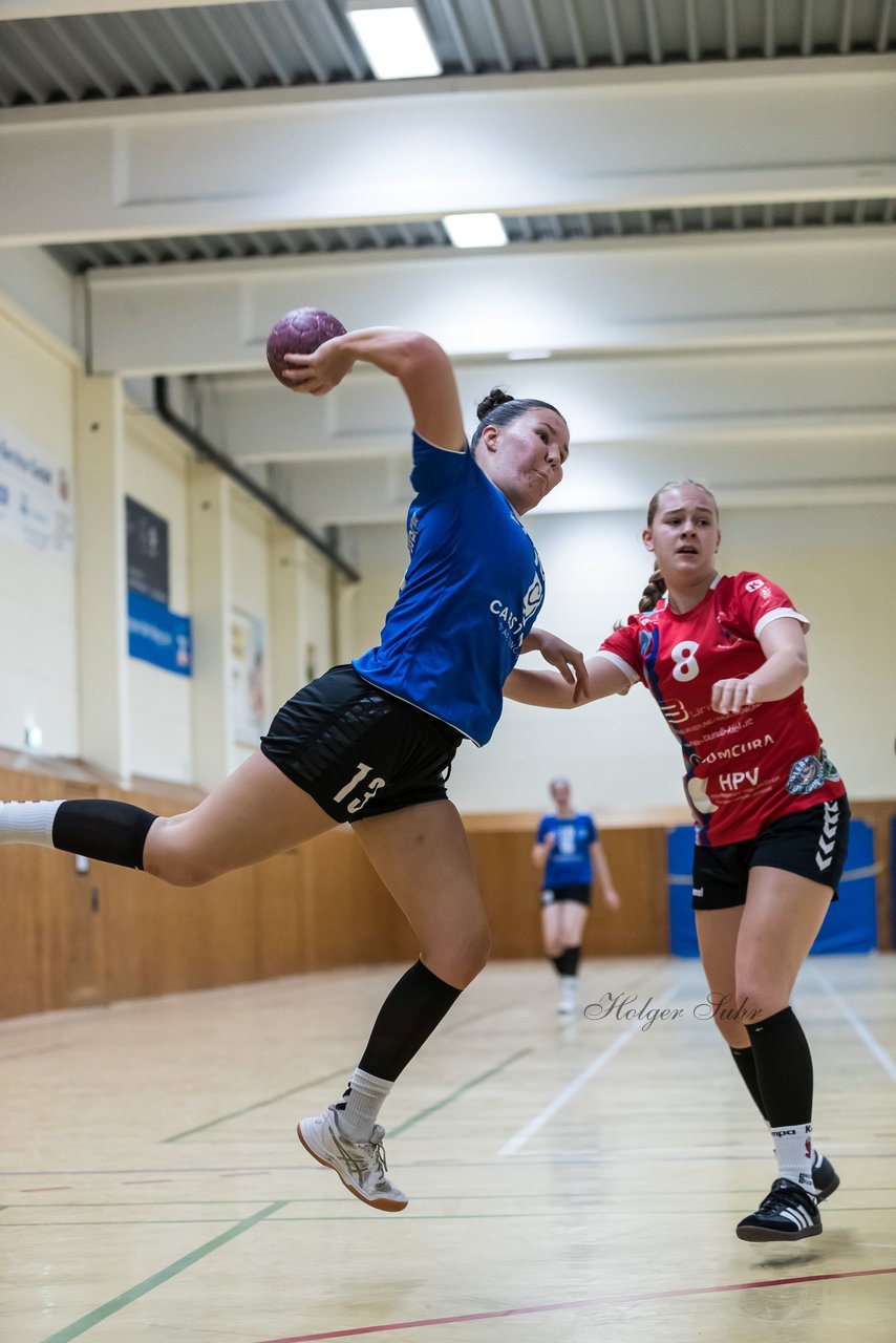 Bild 55 - wAJ TSV Ellerau - HSG HKiel/Kron : Ergebnis: 24:34